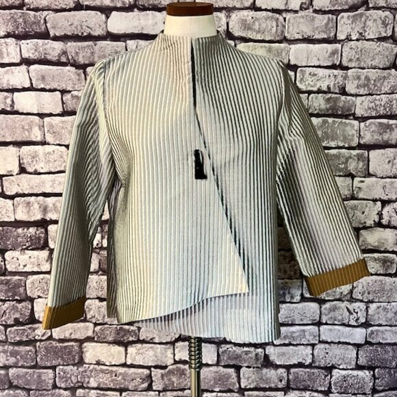 I.C. Jackets & Blazers - I.C. Silver & Brown Long Sleeve Jacket Size M